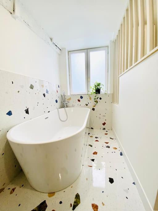Le Pop Apartment รูออง ภายนอก รูปภาพ
